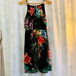 Halter top style dress